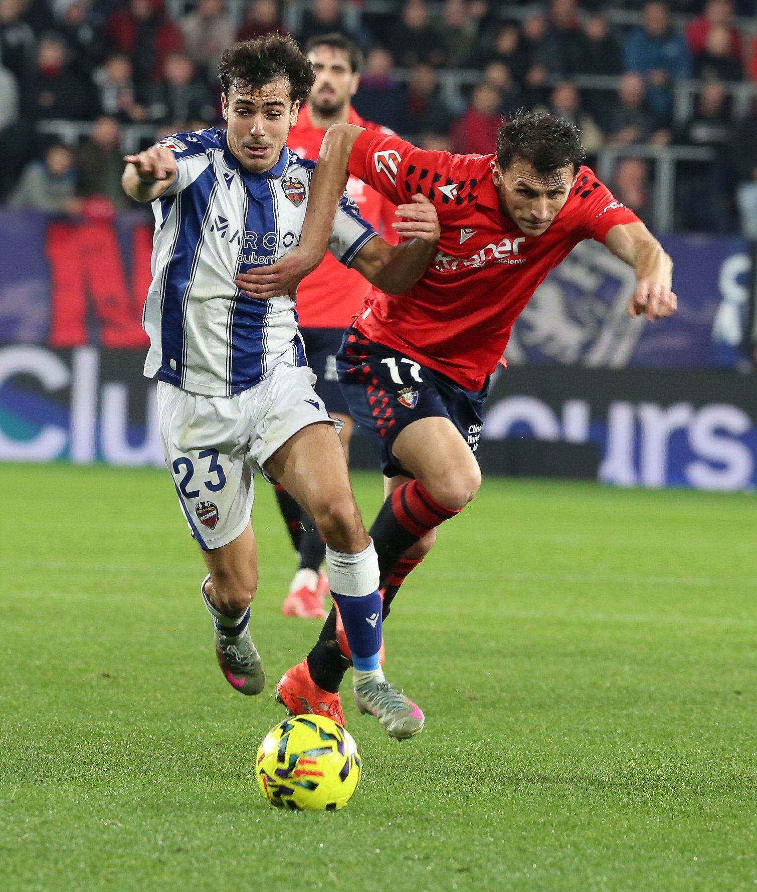 Fotos del partido Osasuna-Levante
