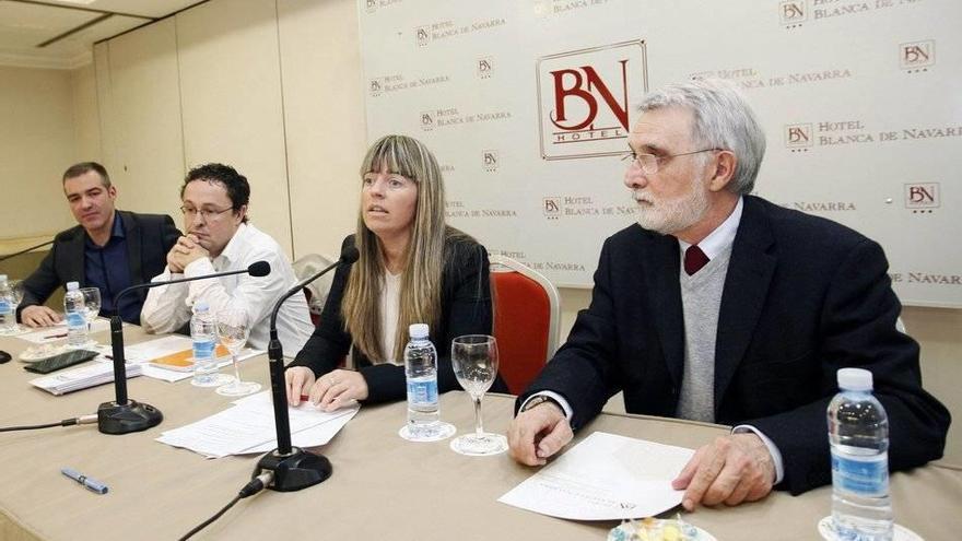 De izda a dcha, Alfonso Aller, Javier Otazu, Amaya Erro y Félix Zubiri, en la presentación.