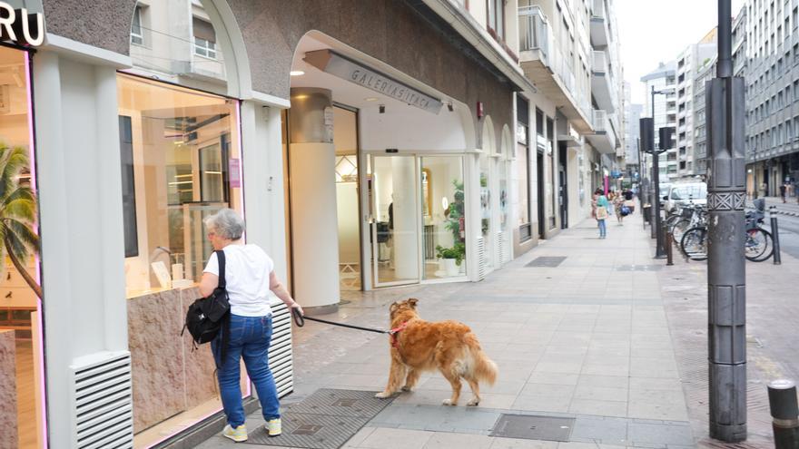 269 establecimientos mantendrán sus puertas abiertas en agosto en Vitoria-Gasteiz