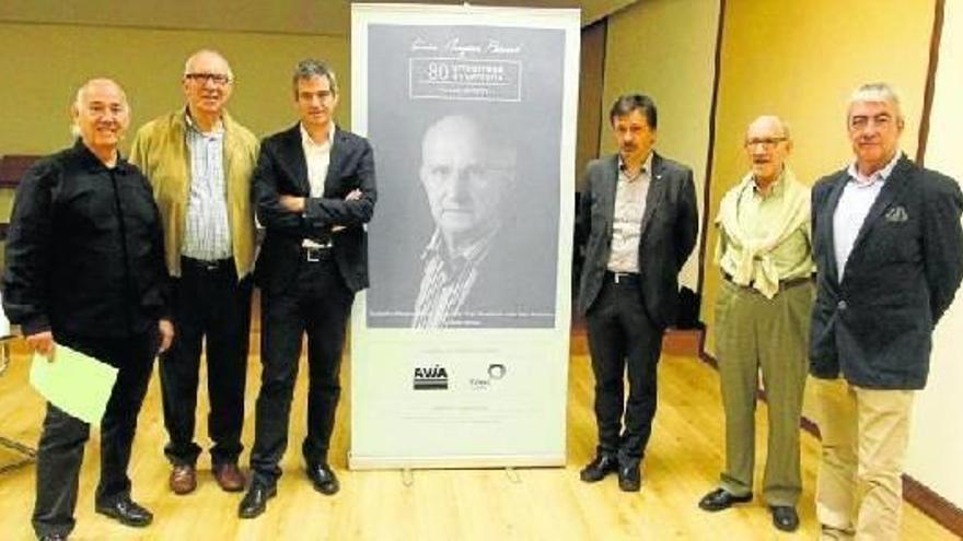 Representantes del Orfeón, la OSE, los coros Andra Mari y Easo, y los Hermanos de La Salle, durante la presentación de ayer en la sede de la orquesta sinfónica.