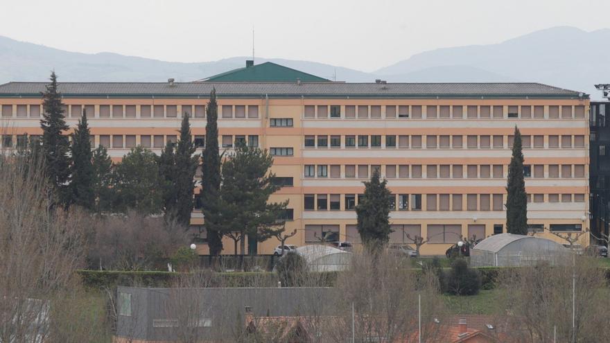 Herida grave una niña de 6 años tras ser atropellada en el aparcamiento del colegio Luis Amigó de Mutilva