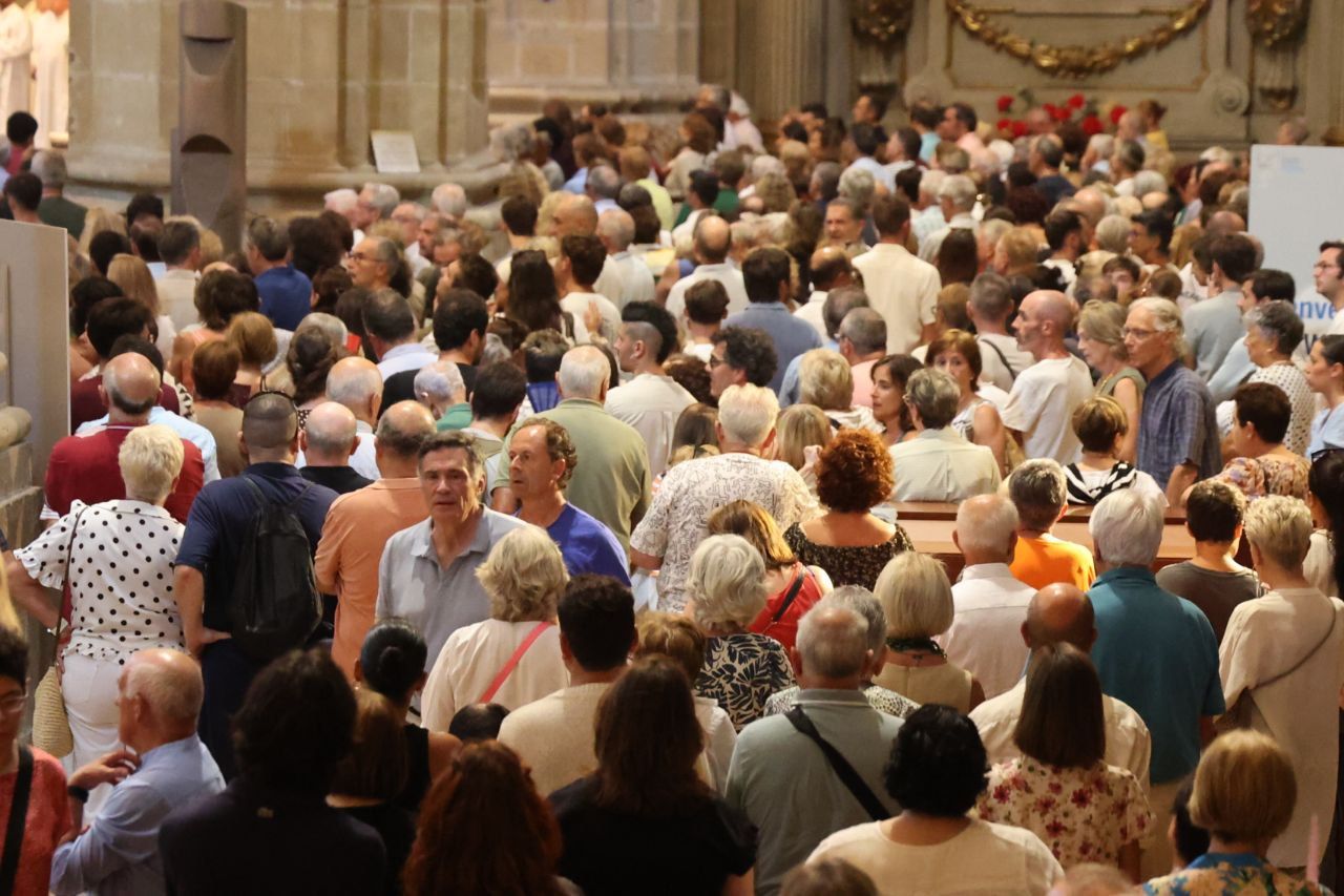 La misa de La Salve, en imágenes