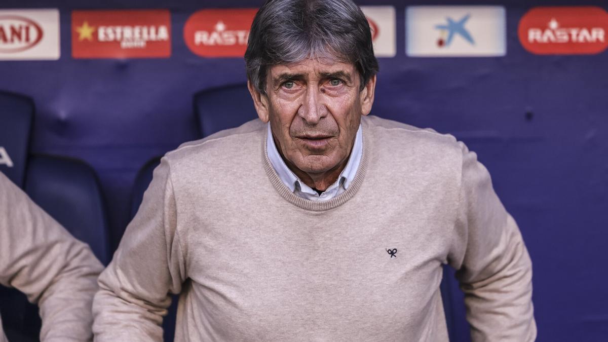 El entrenador del Real Betis, Manuel Pellegrini