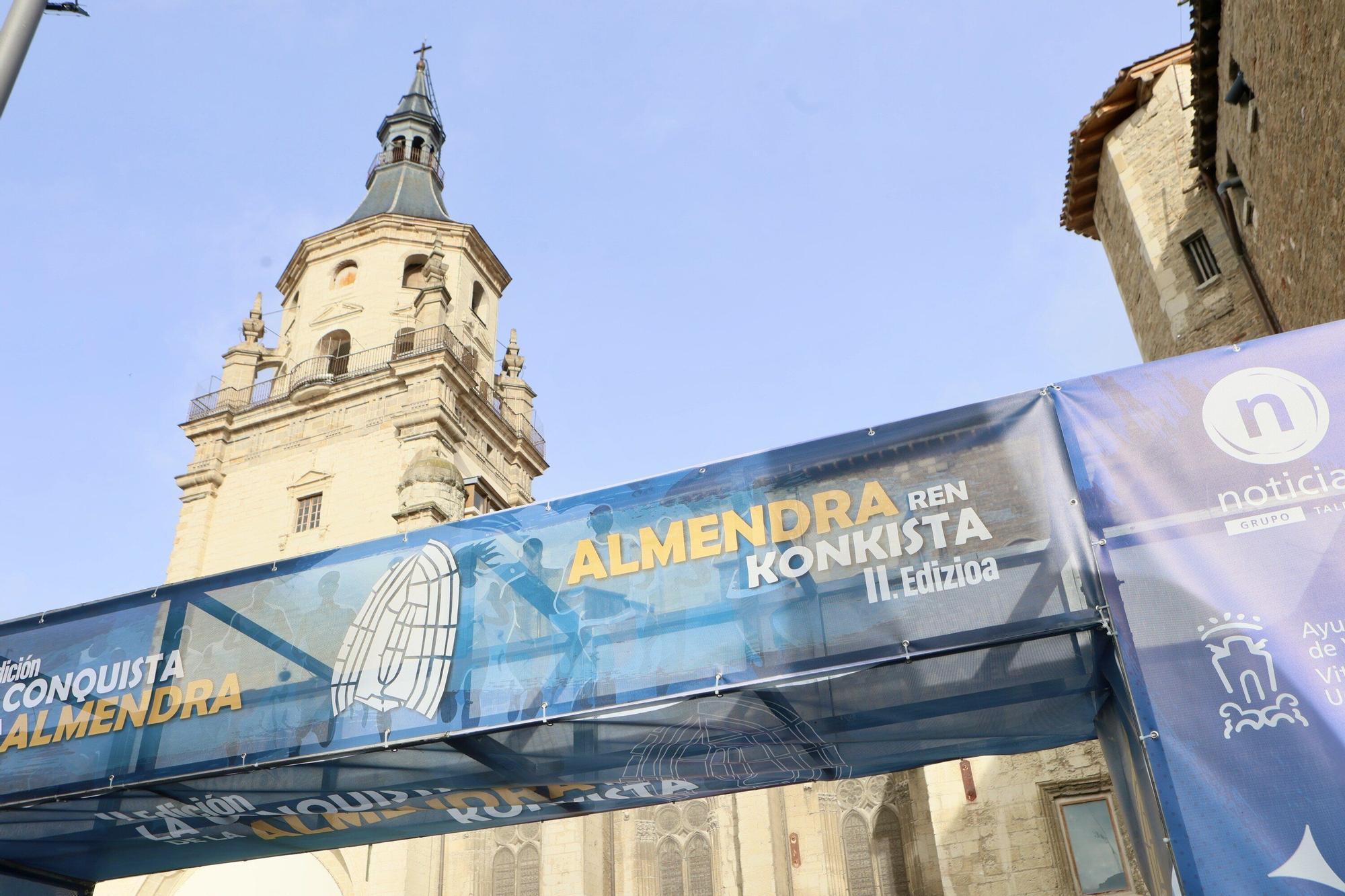En imágenes: Buen tiempo y buen ambiente en la Conquista de la Almendra (¡Búscate en las fotos!)