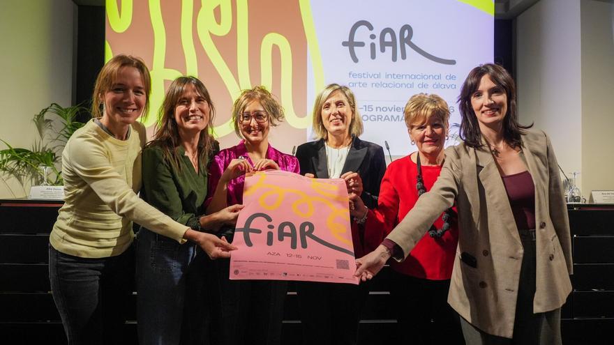 El festival en barrios y pueblos de Álava en el que está prohibido ser un mero espectador