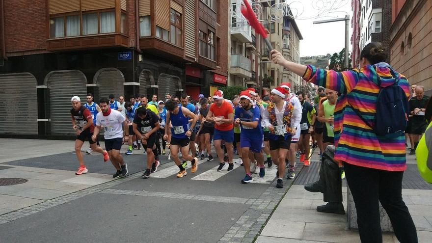 Erandio despide el año con buen pie corriendo en la San Silvestre