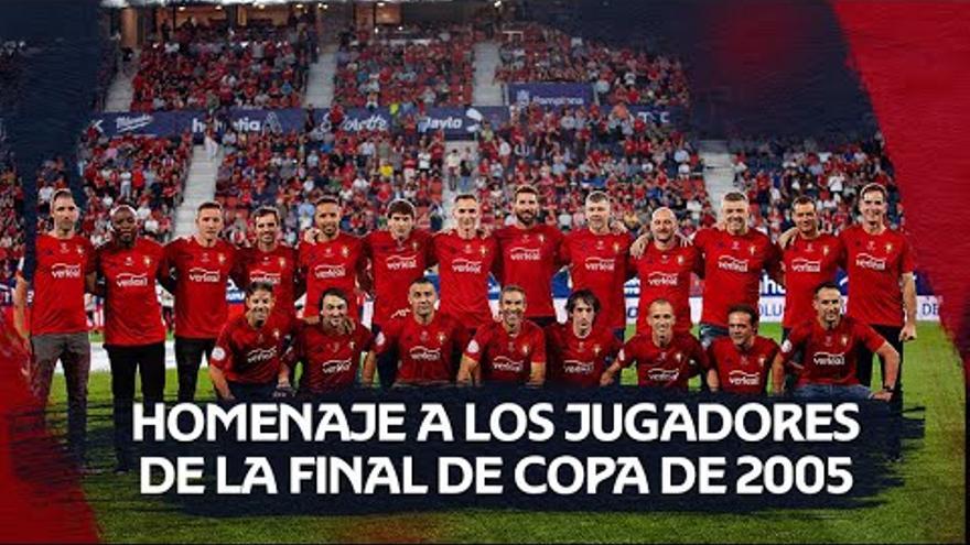 Homenaje a los jugadores de Osasuna de la final de Copa de 2005