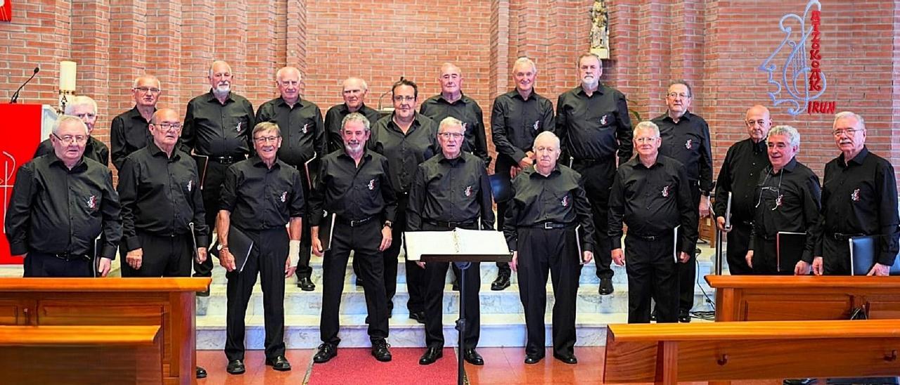 El coro Atzokoak celebra este sábado su 40 aniversario con un concierto solidario en el Amaia KZ