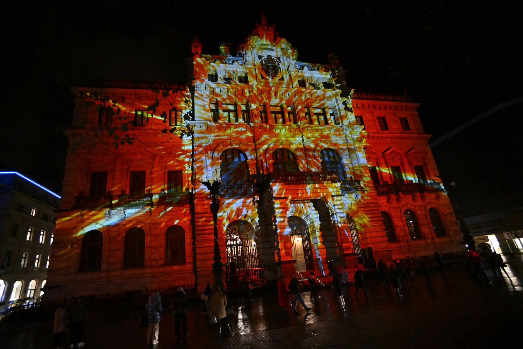 Así se ha iluminado la fachada del Palacio Foral de Bizkaia