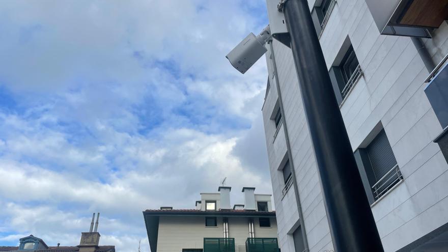 Irun instala cámaras de videovigilancia en la plaza entre Aldapeta y Pikoketa