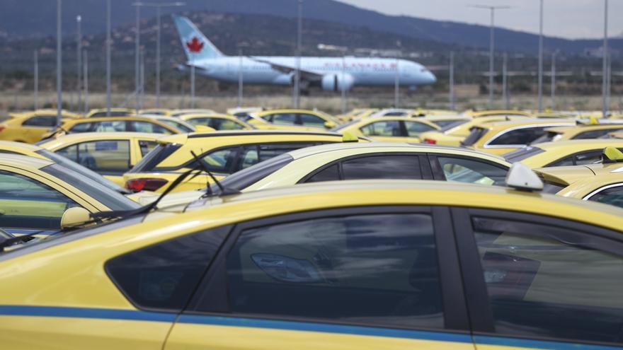 Grecia cierra temporalmente su espacio aéreo por problemas en los sistemas de control del tráfico