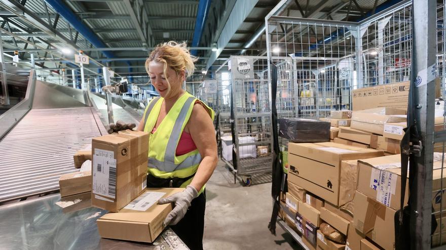 Un juzgado de Vitoria-Gasteiz obliga a Correos a respetar los permisos retribuidos por cuidados