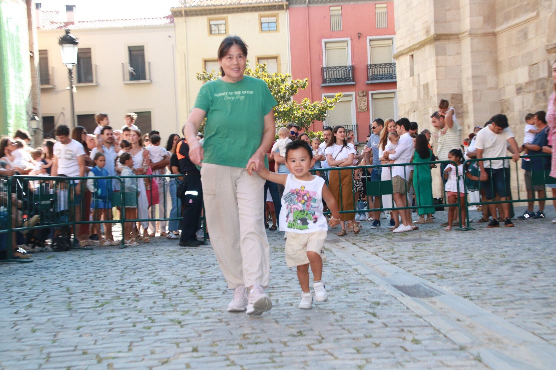 Fotos de la imposición del pañuelo de fiestas de Tudela a los nacidos en 2024