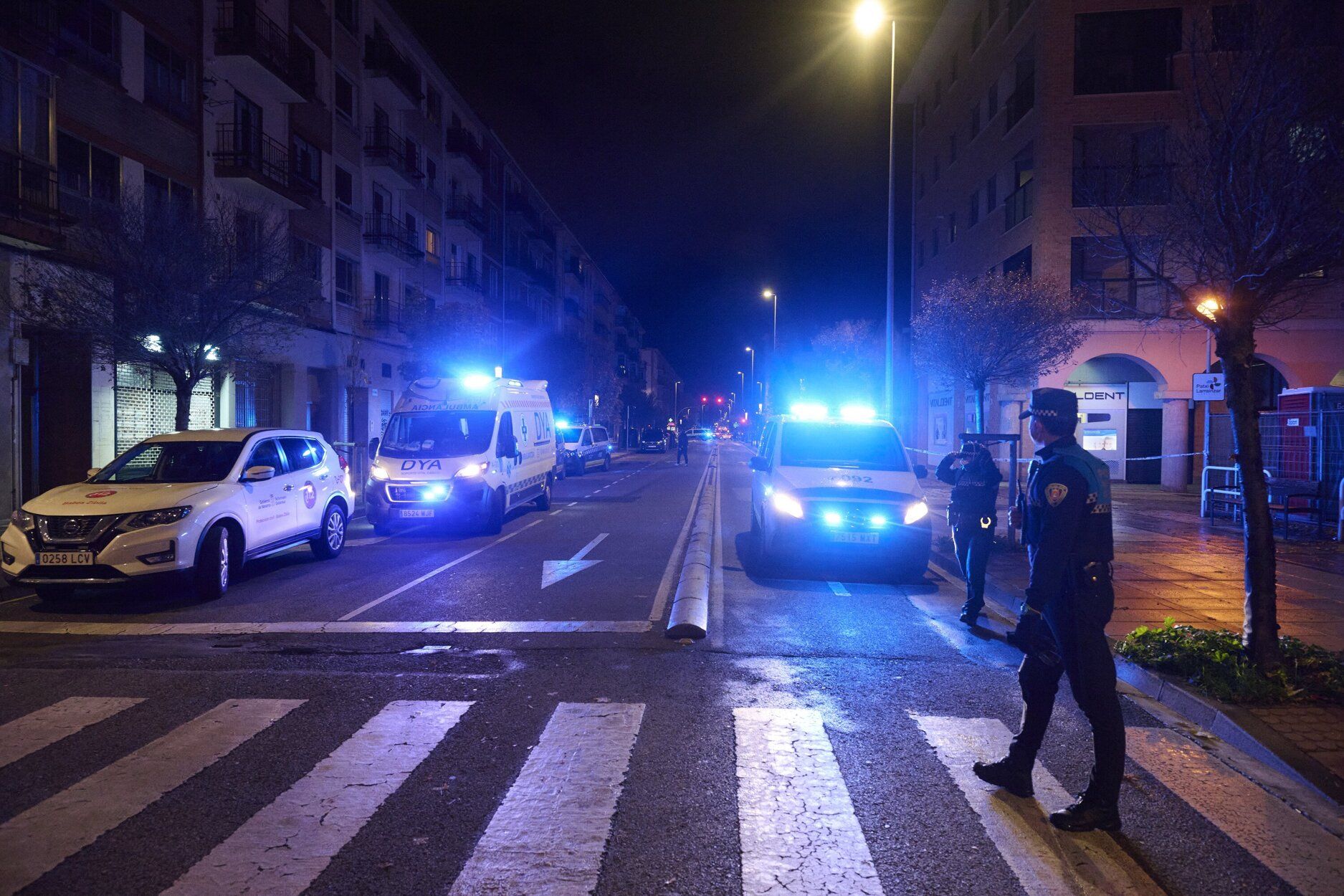 Fotos del incendio de un bazar en la Rochapea