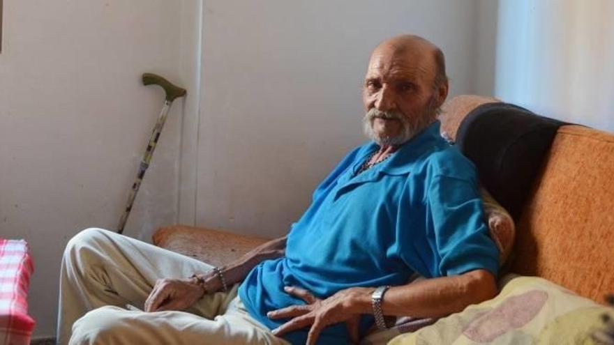 Ramón, de 69 años, reconoce que haber accedido a una vivienda a través de Habitat le ha permitido recuperar la dignidad.