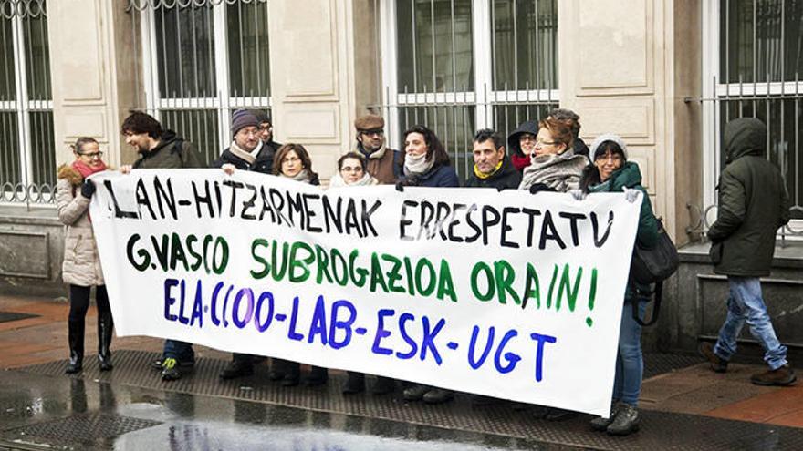 El Parlamento Vasco insta a Justicia a rectificar en el concurso de Mediación