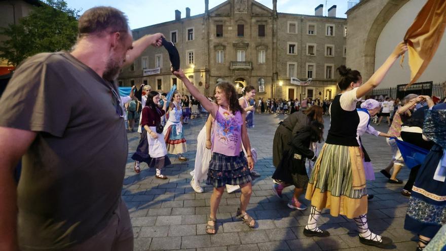 En la Catedral se baila al son del txulalai