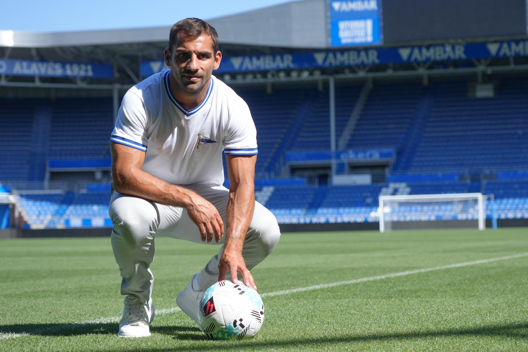 En imágenes: Jonny Otto, titular indiscutible del Deportivo Alavés