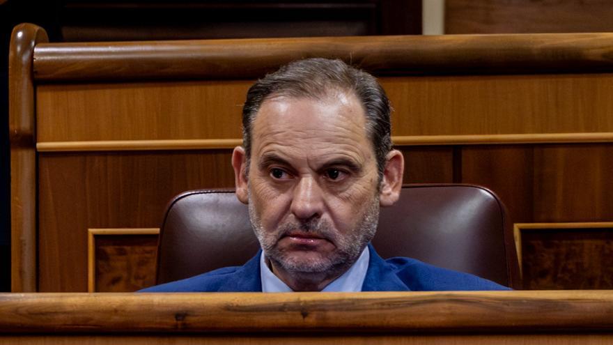 Ábalos recalca que el informe de la UCO tiene &quot;muchos errores&quot; y que justificará todos sus ingresos ante el juez