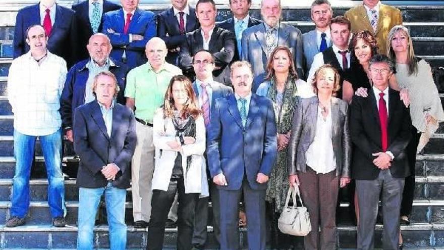 La Academia de Televisión defiende la &quot;necesidad&quot; de las cadenas públicas