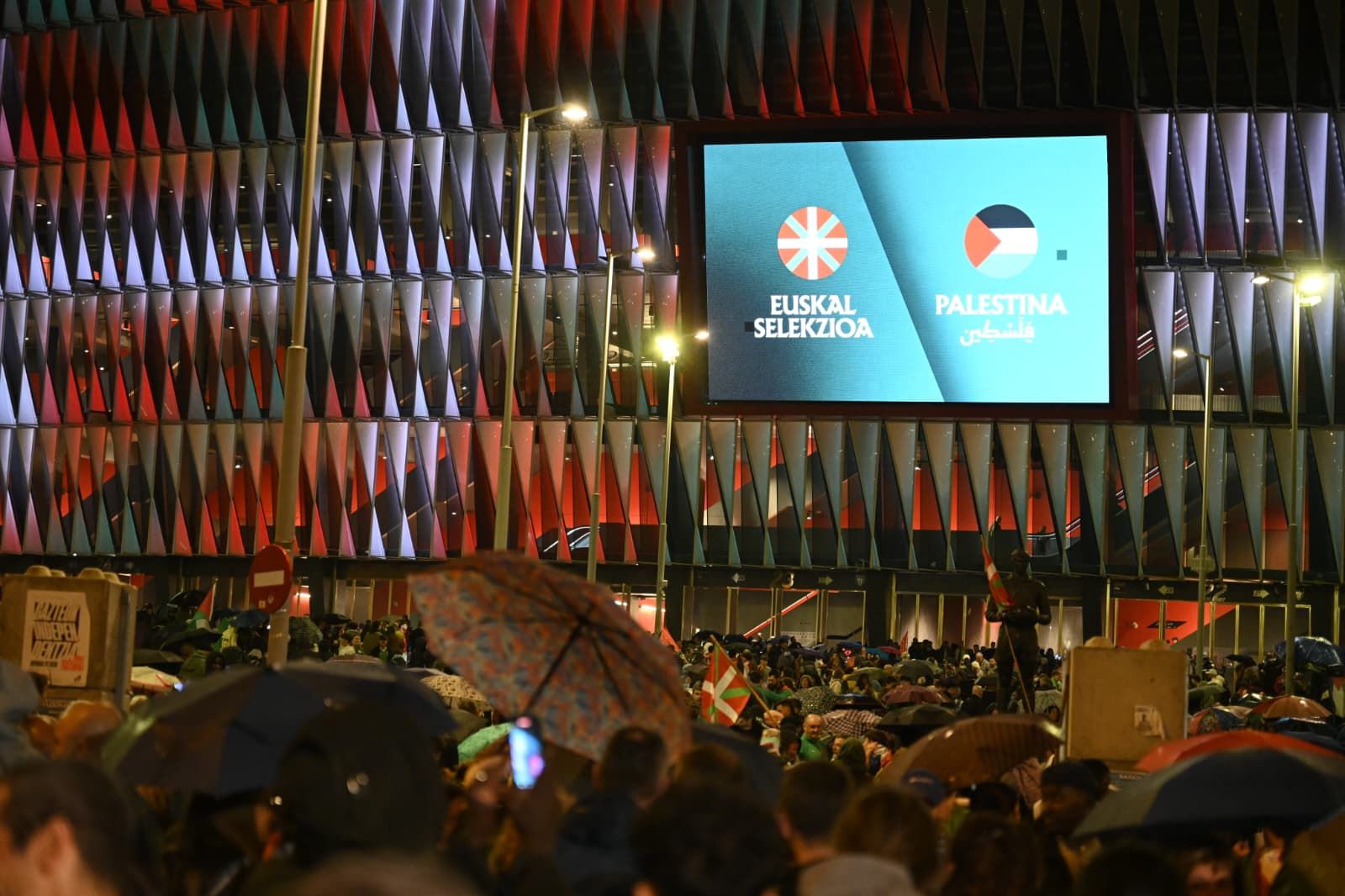 Las mejores imágenes del ambiente festivo en apoyo a Palestina