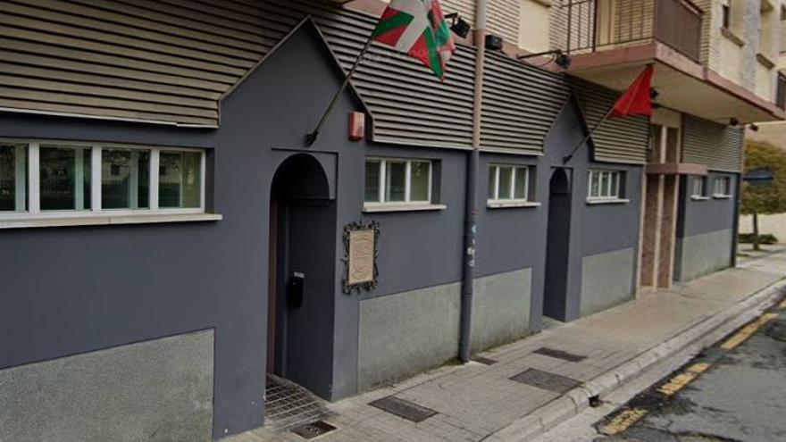 La sociedad Etxebeltza de Atarrabia La sociedad Etxebeltza de Atarrabia