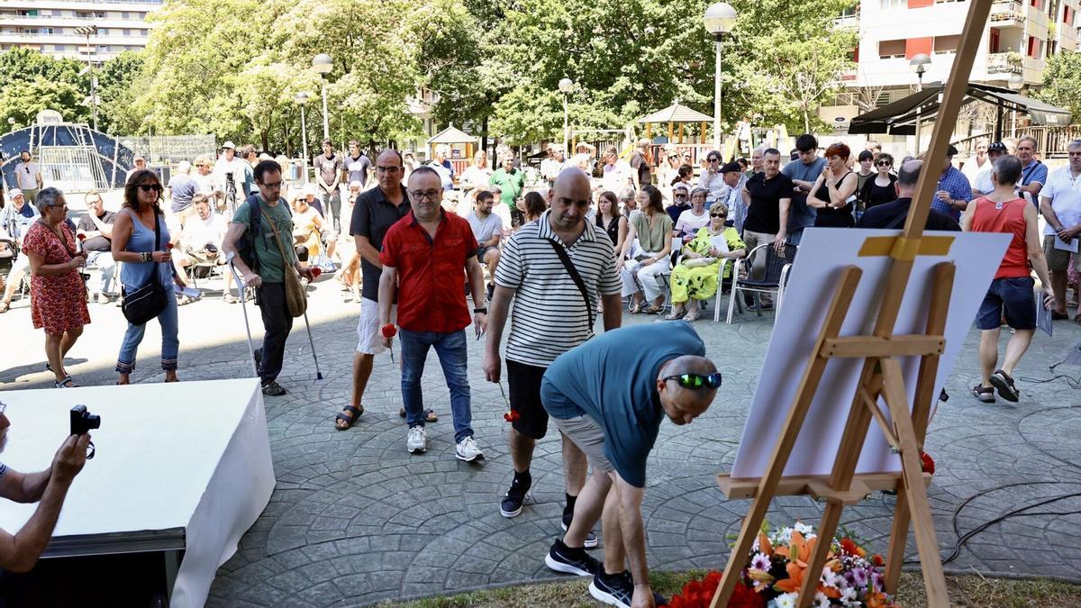 Homenaje a Rosa Zarra en la plaza Ferrerías