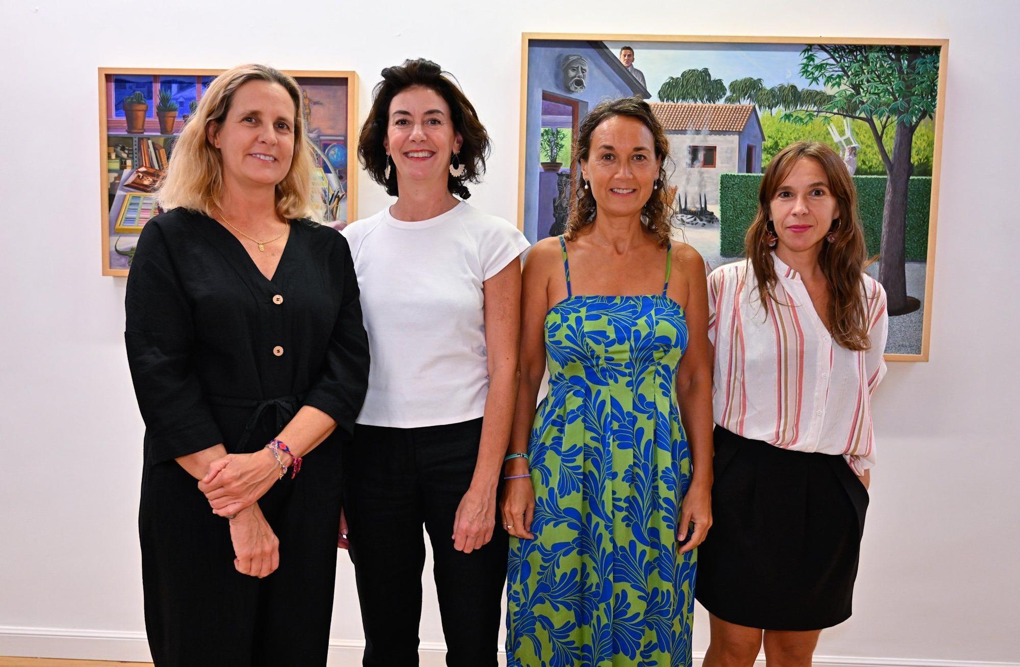 Veva Linaza, Silvia Olabarri, Iratxe Larrea y Usoa Fullaondo, cuatro de las expositoras.