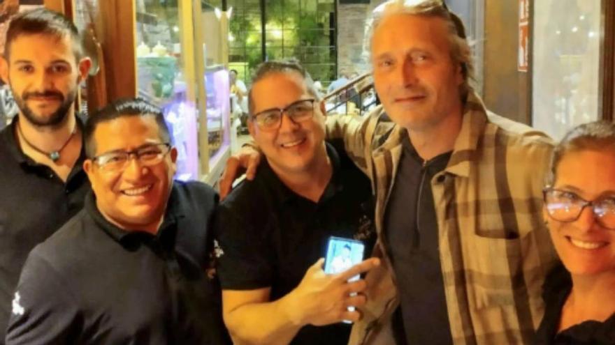 El asador de Pamplona donde el villano de la última de Indiana Jones, Mads Mikkelsen, ha disfrutado de una cena inmejorable