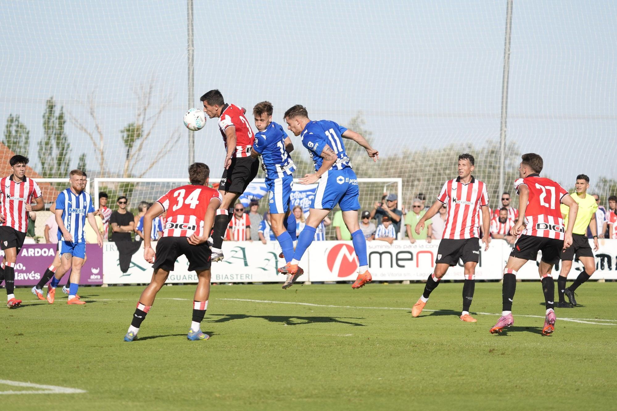 En imágenes: Ilusionante estreno del Alavés en Laguardia (1-0)