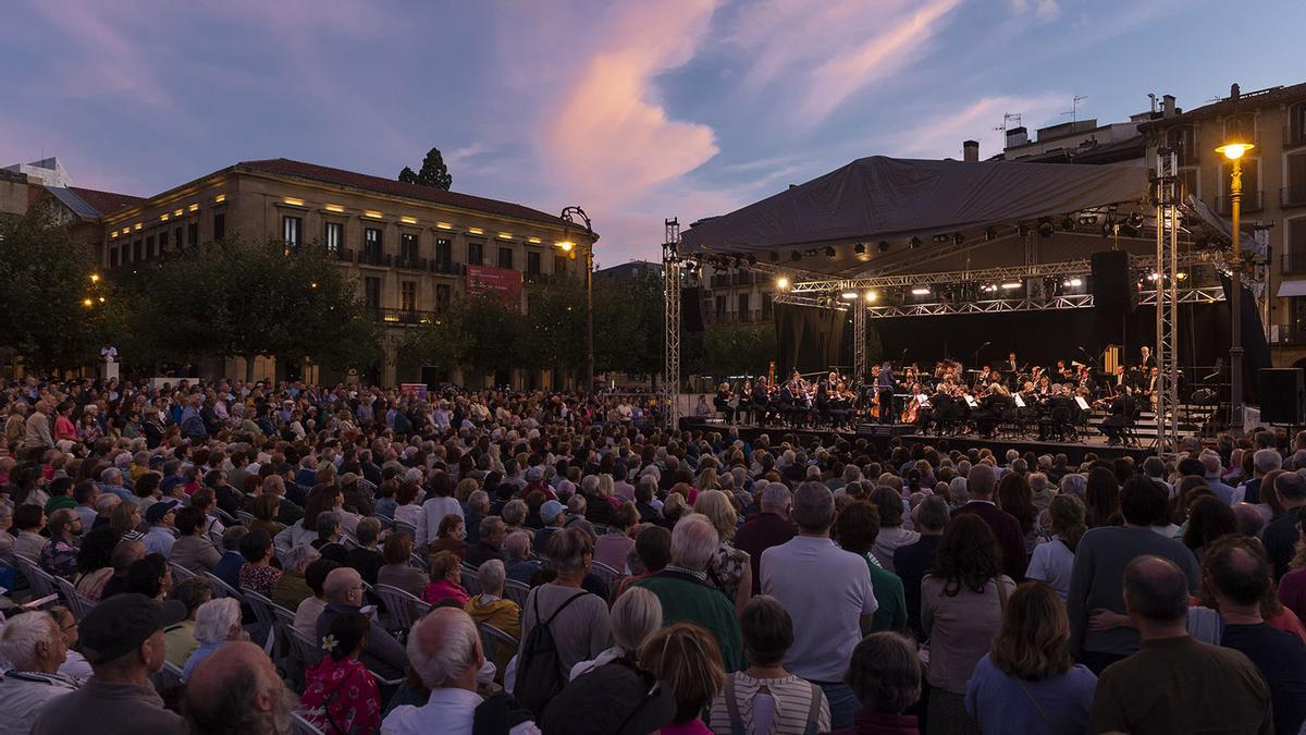 Concierto en la plaza del Castillo de Pamplona.
