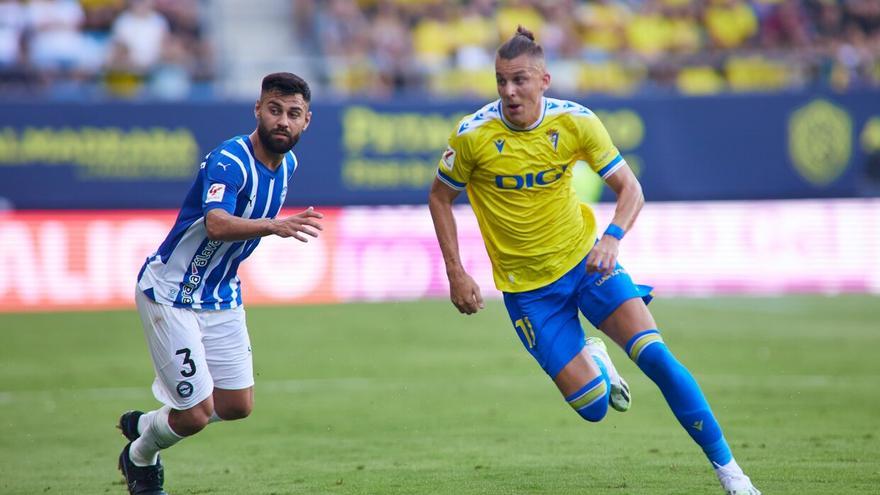 Rubén Duarte (Alavés): "Si no estamos a nuestro nivel, el Villarreal nos va a pintar la cara"