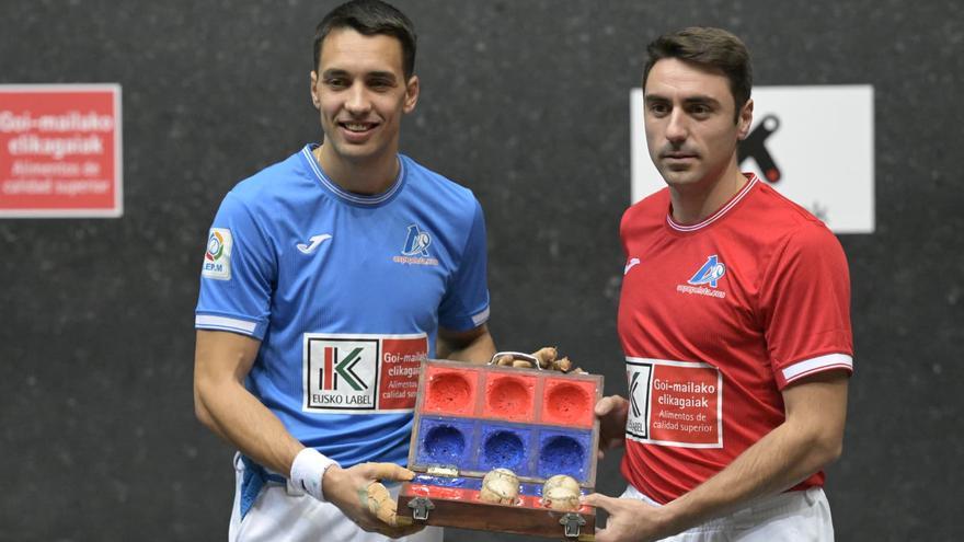 Elección de material para la final del Cuatro y Medio: &quot;Hay pelota alegre&quot;