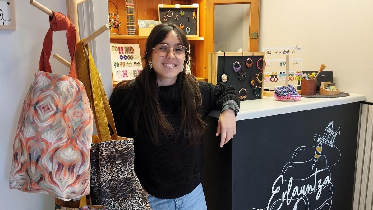 Nekane Mindegia, bere estudioan.