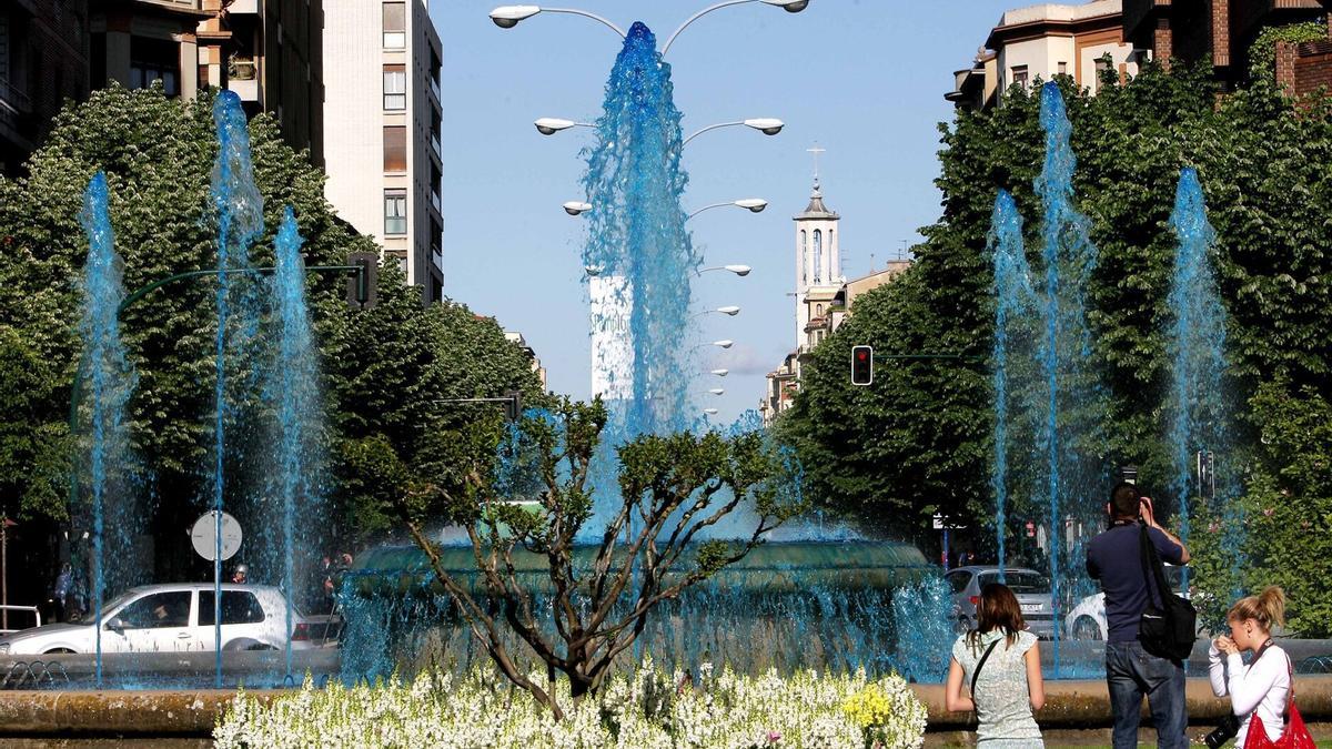 Imagen de la fuente de la plaza Príncipe de Viana, en Pamplona.
