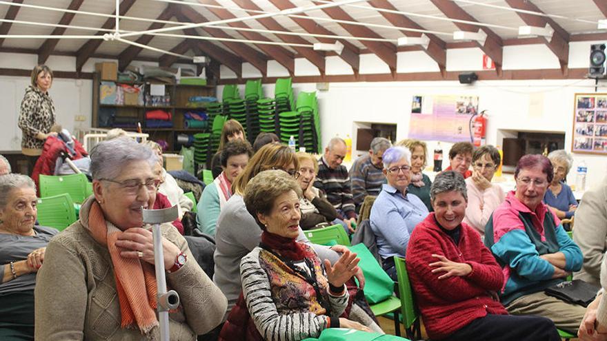 La atención domiciliaria es uno de los servicios mejor valorados por la ciudadanía de Abanto Zierbena: Ayto Abanto Zierbena