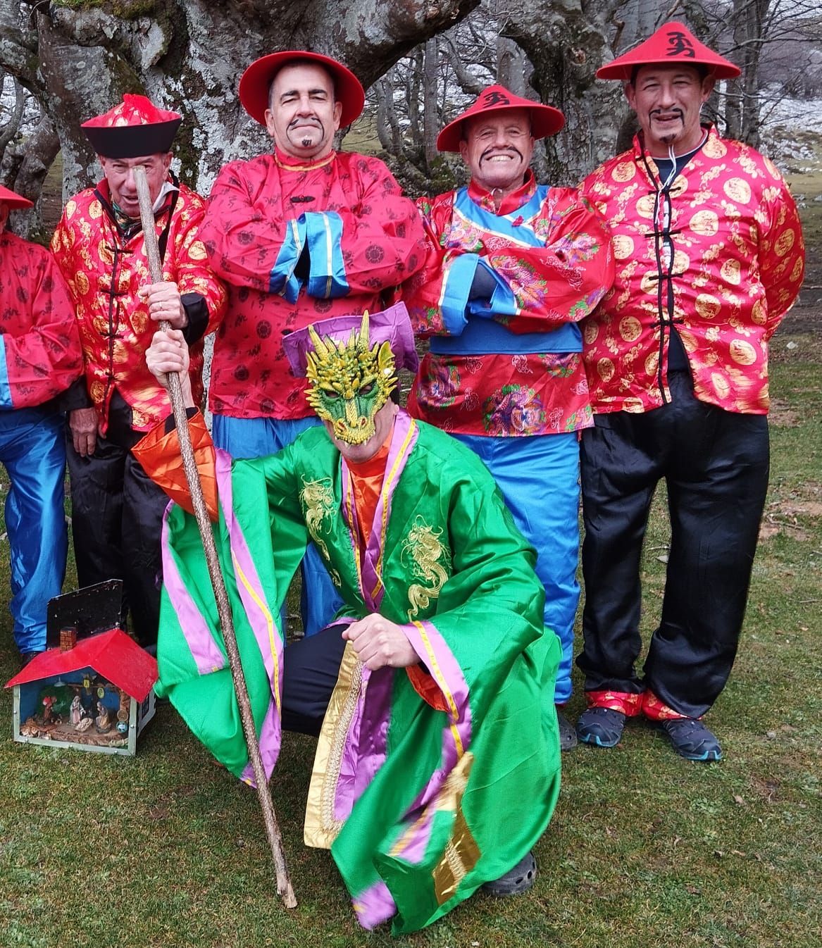 El belén montañero de Gorbeia alcanza la Cruz