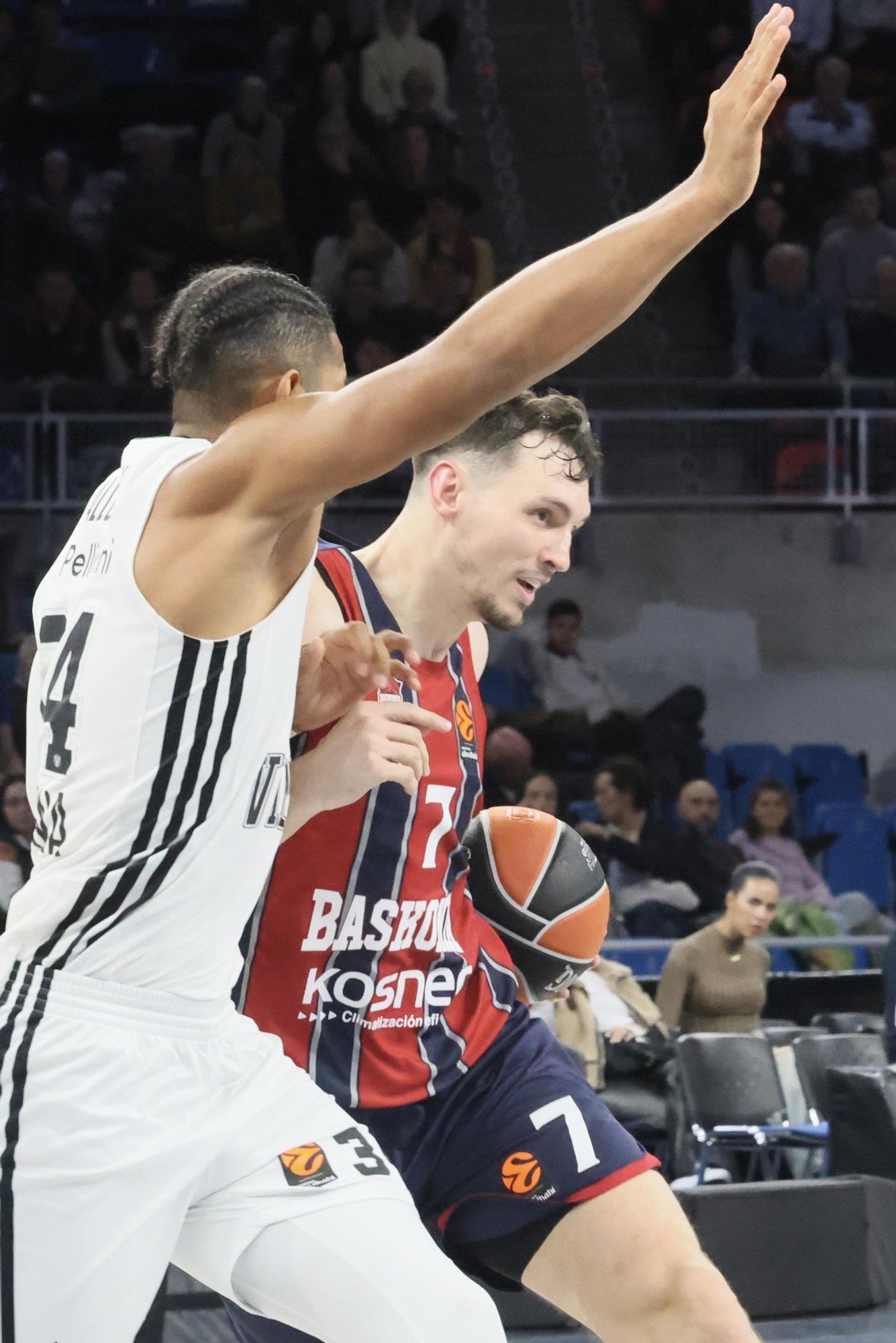 En imágenes: Todas las fotos del Baskonia - Bologna
