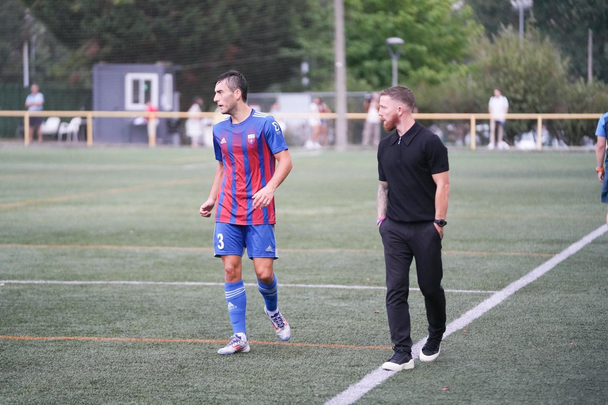 En imágenes: Iker Muniain debuta en los banquillos