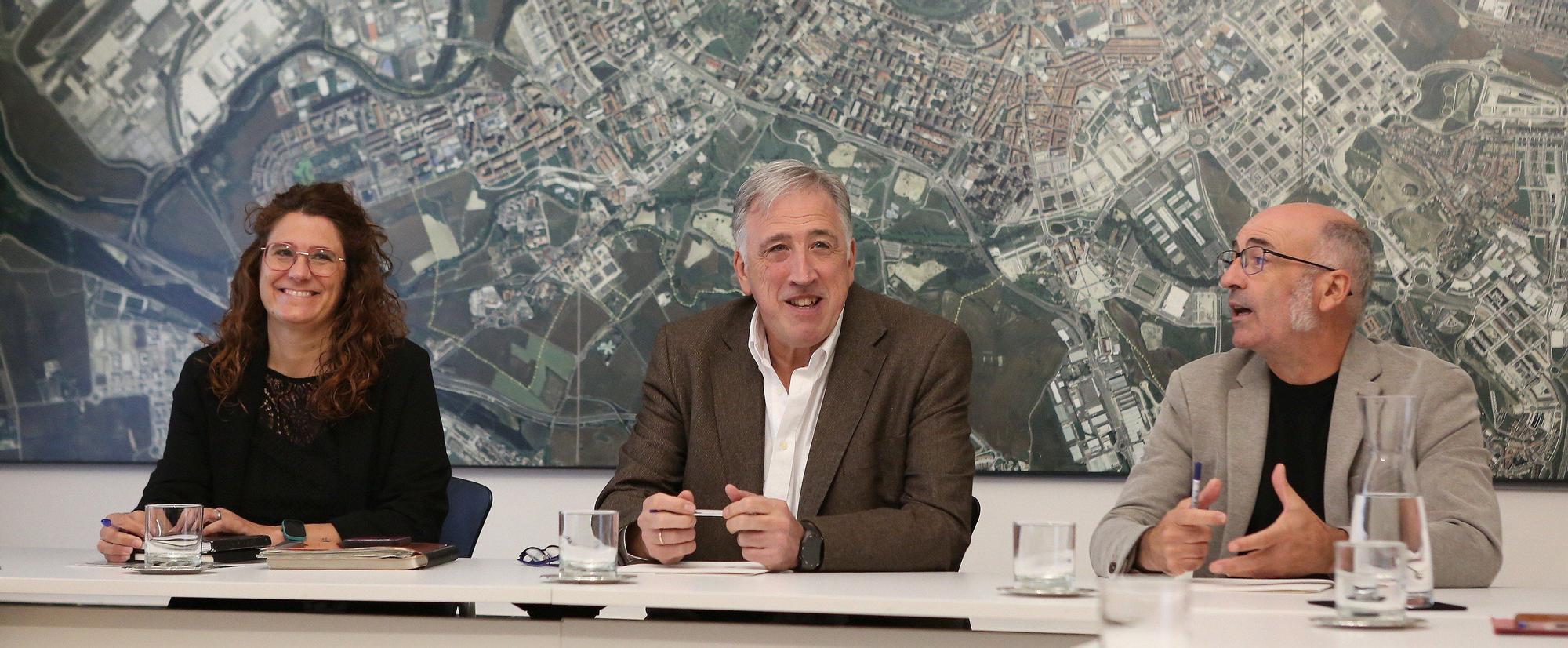 Primeros contactos en Pamplona para negociar los Presupuestos de 2026