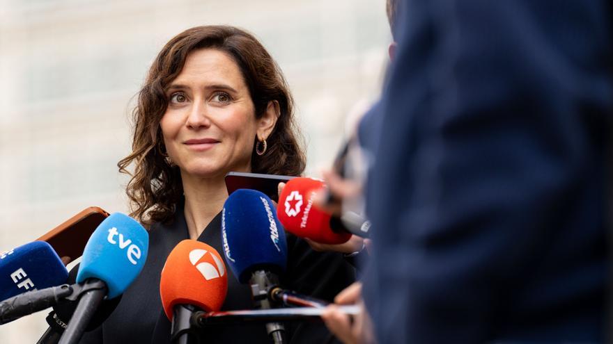 Ayuso, sobre los mensajes entre Koldo y Armengol: "A mí me llama cariño un asesor y le arranco la cabeza"