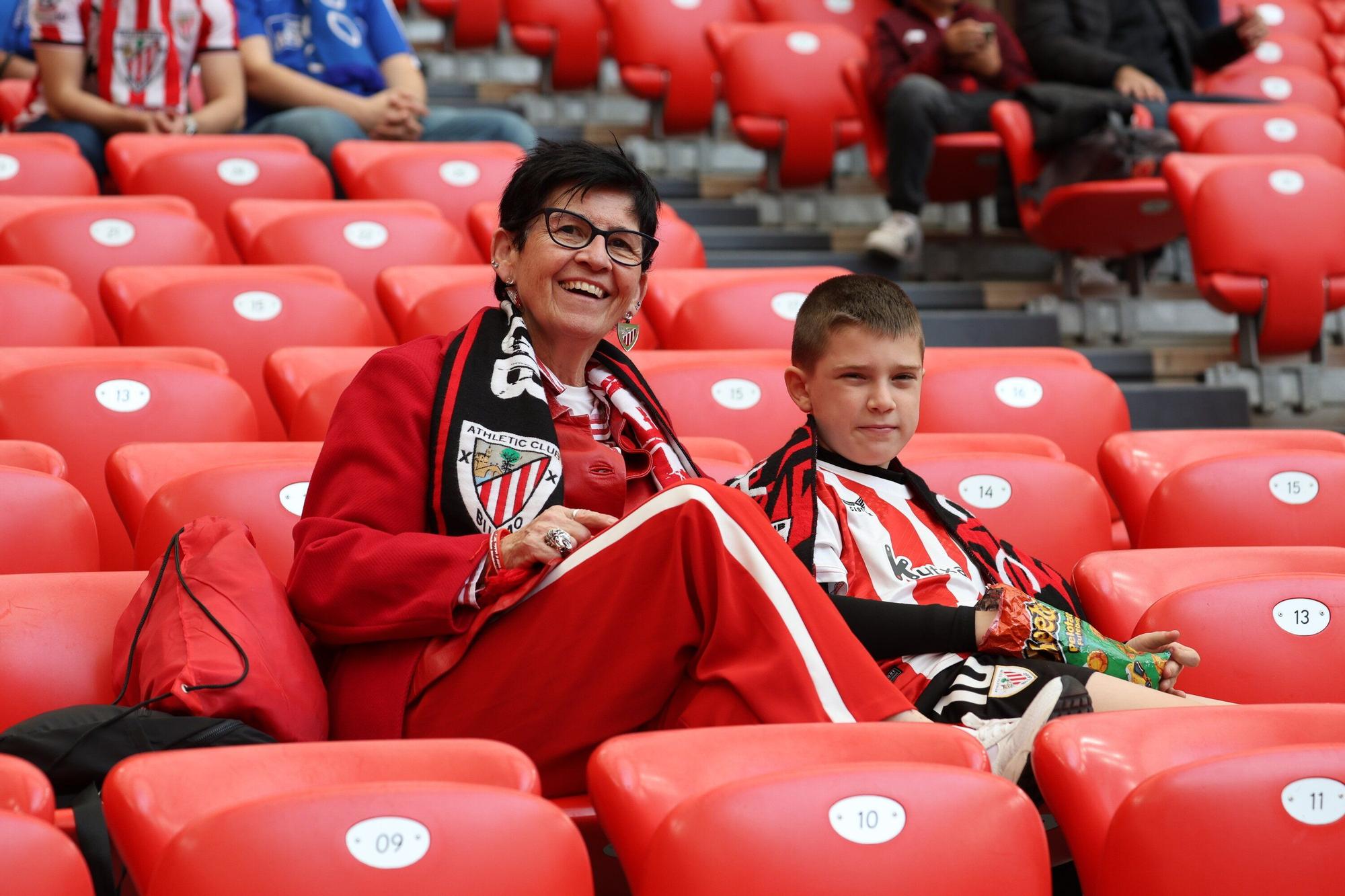 En imágenes: ¿Has estado en San Mamés viendo el Athletic-Real Oviedo? Búscate en nuestra galería