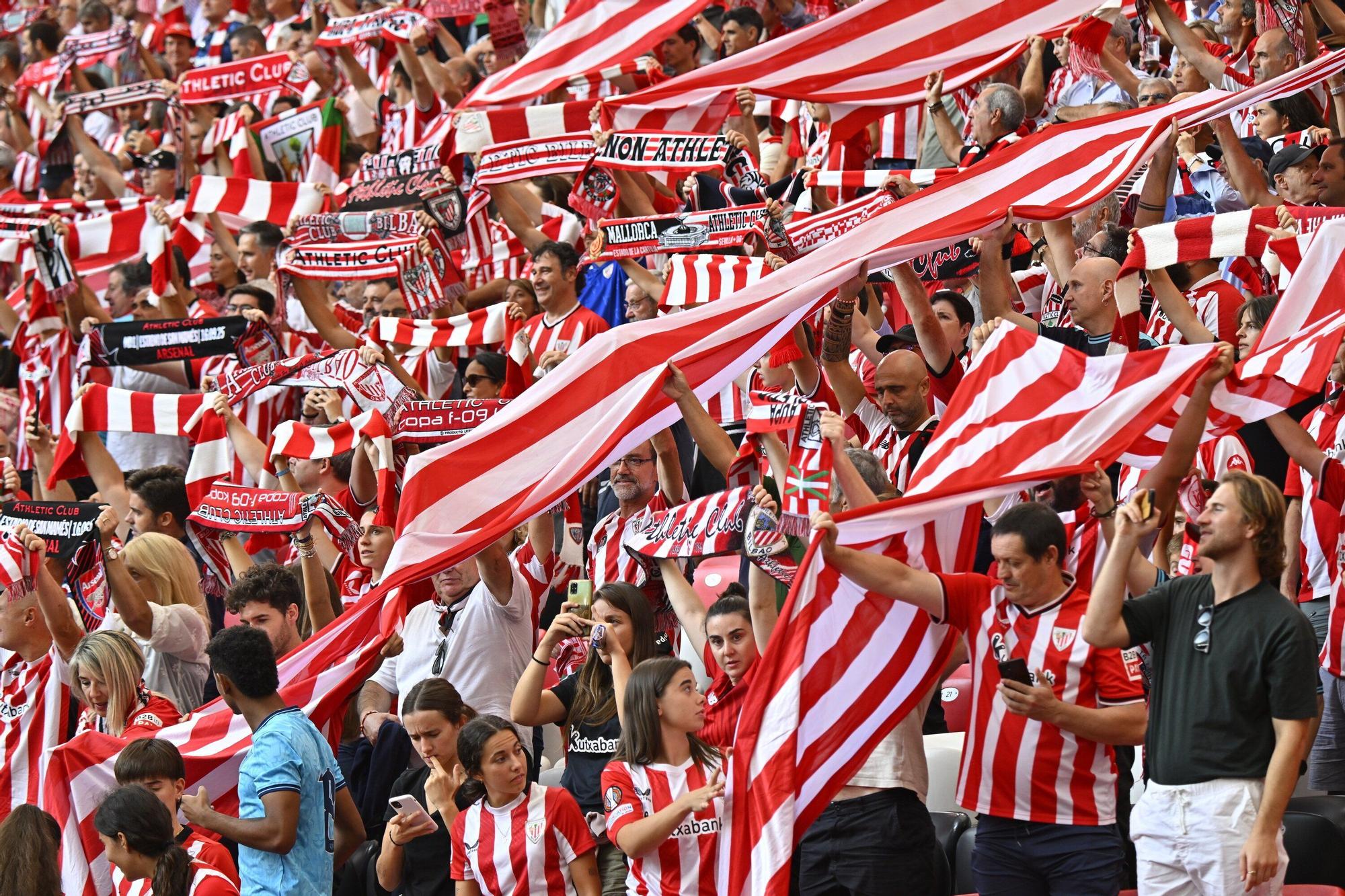 En imágenes: ¿Has estado en San Mamés viendo el Athletic-Arsenal? Búscate en nuestra galería