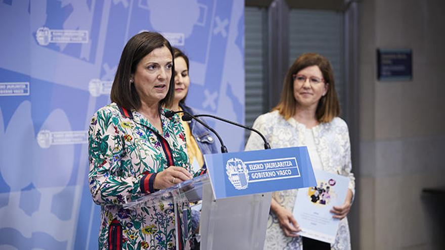 Artolazabal pide que los refugiados ucranianos en Euskadi puedan continuar su asilo en la CAV