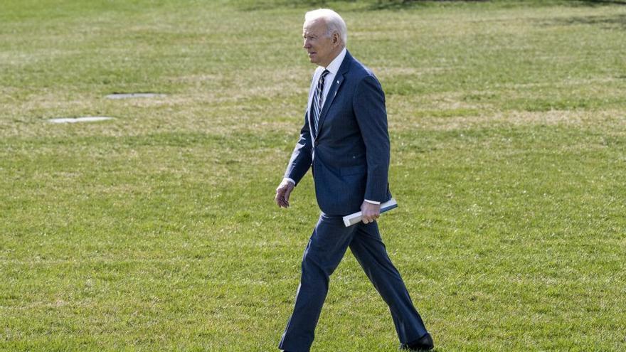 El Kremlin prohíbe a Biden entrar en territorio ruso