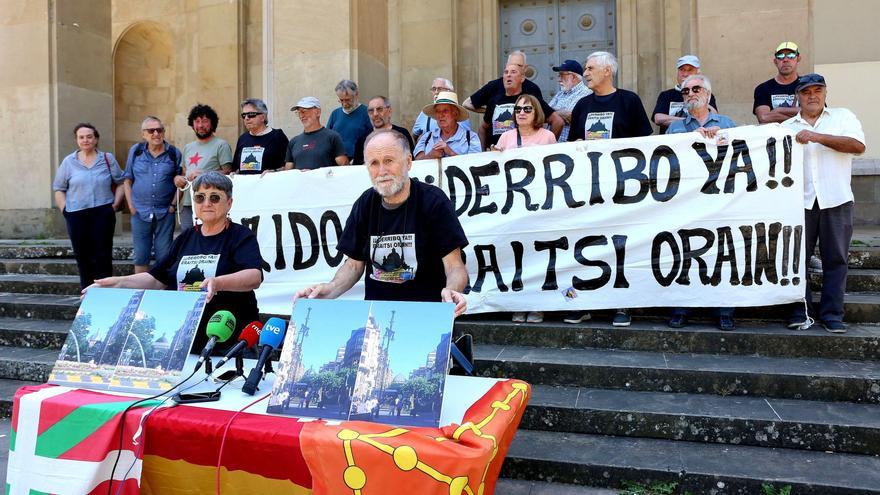 Pamplona: los partidarios del derribo de Caídos no se rinden