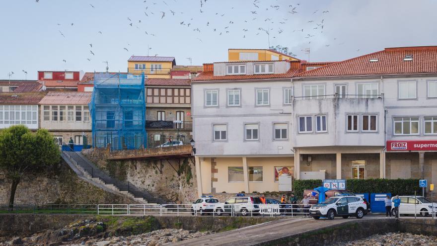 Muere un niño de 8 años tras precipitarse desde una ventana en un centro de menores en Fisterra