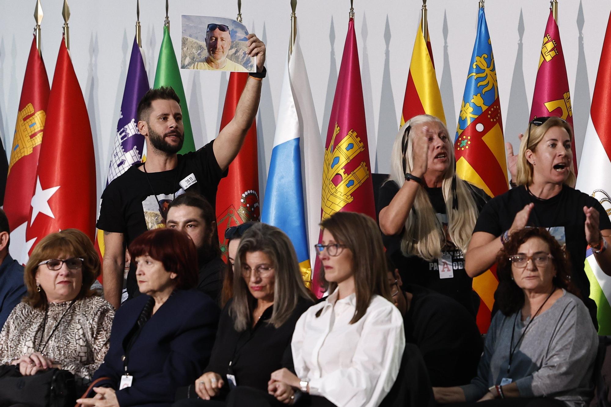 Comienzan a llegar los asistentes al funeral de Estado para las víctimas de la dana