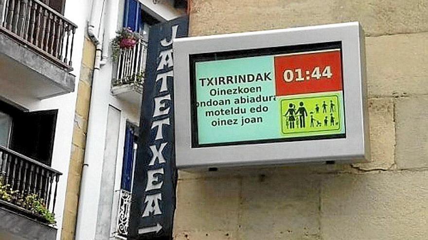 Pasaia renueva los semáforos de Donibane para mejorar la seguridad