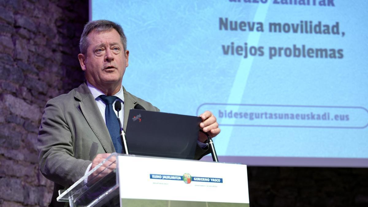 El consejero vasco de Seguridad, Bingen Zupria, en un acto en Vitoria